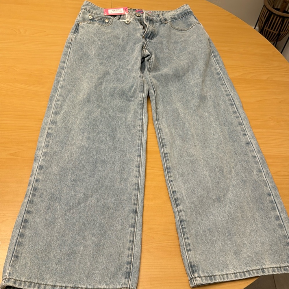 Edikted - Raelynn low rise jean NWT
